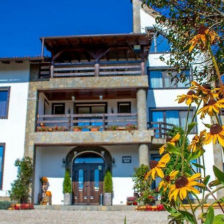 Casa Bradet Guest House Întorsura Buzăului Bagian luar foto
