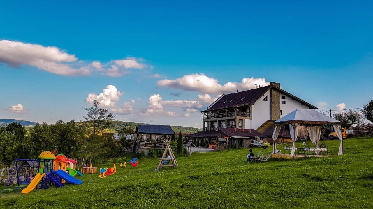 Casa Bradet Guest House Întorsura Buzăului Bagian luar foto
