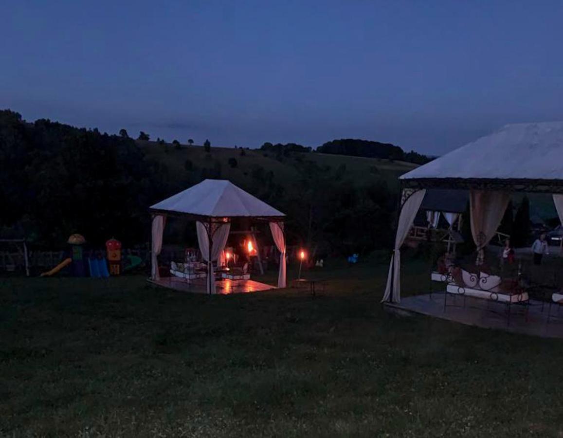 Casa Bradet Guest House Întorsura Buzăului Bagian luar foto