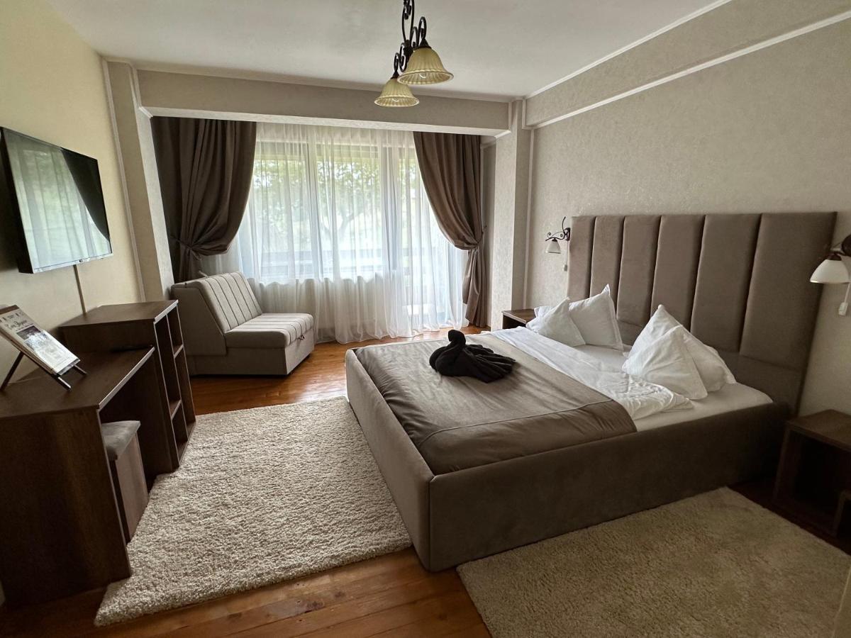 Casa Bradet Guest House Întorsura Buzăului Bagian luar foto