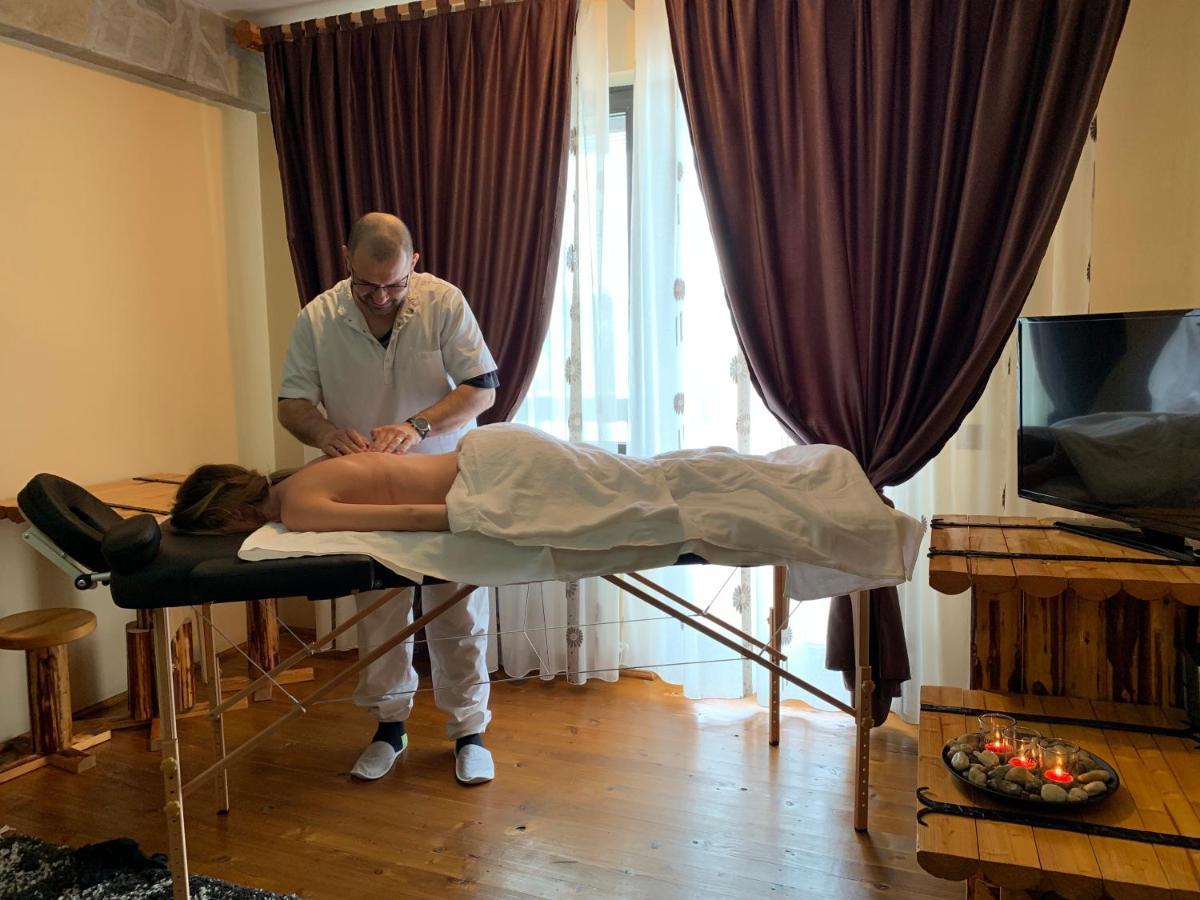 Casa Bradet Guest House Întorsura Buzăului Bagian luar foto
