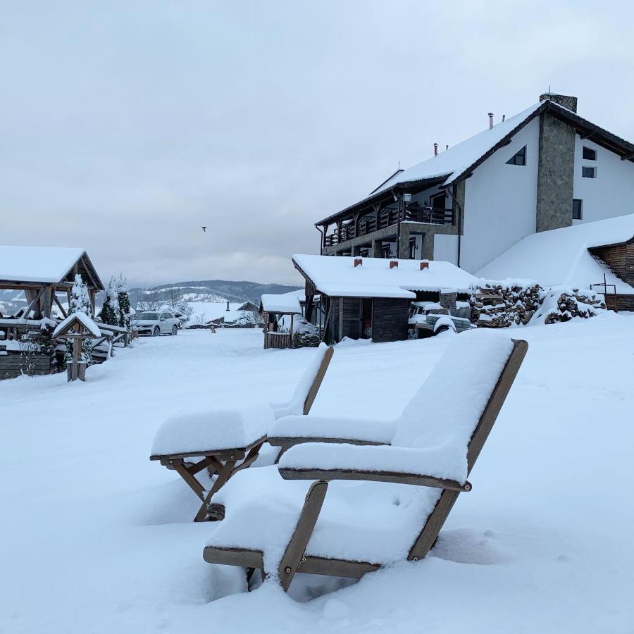 Casa Bradet Guest House Întorsura Buzăului Bagian luar foto