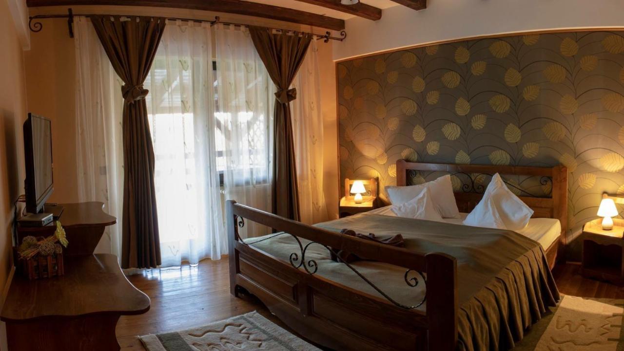 Casa Bradet Guest House Întorsura Buzăului Bagian luar foto