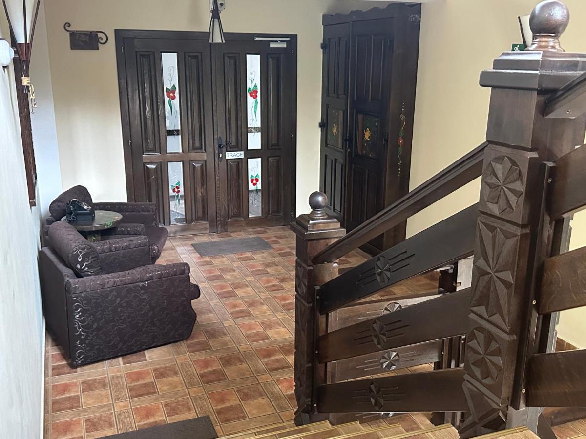Casa Bradet Guest House Întorsura Buzăului Bagian luar foto