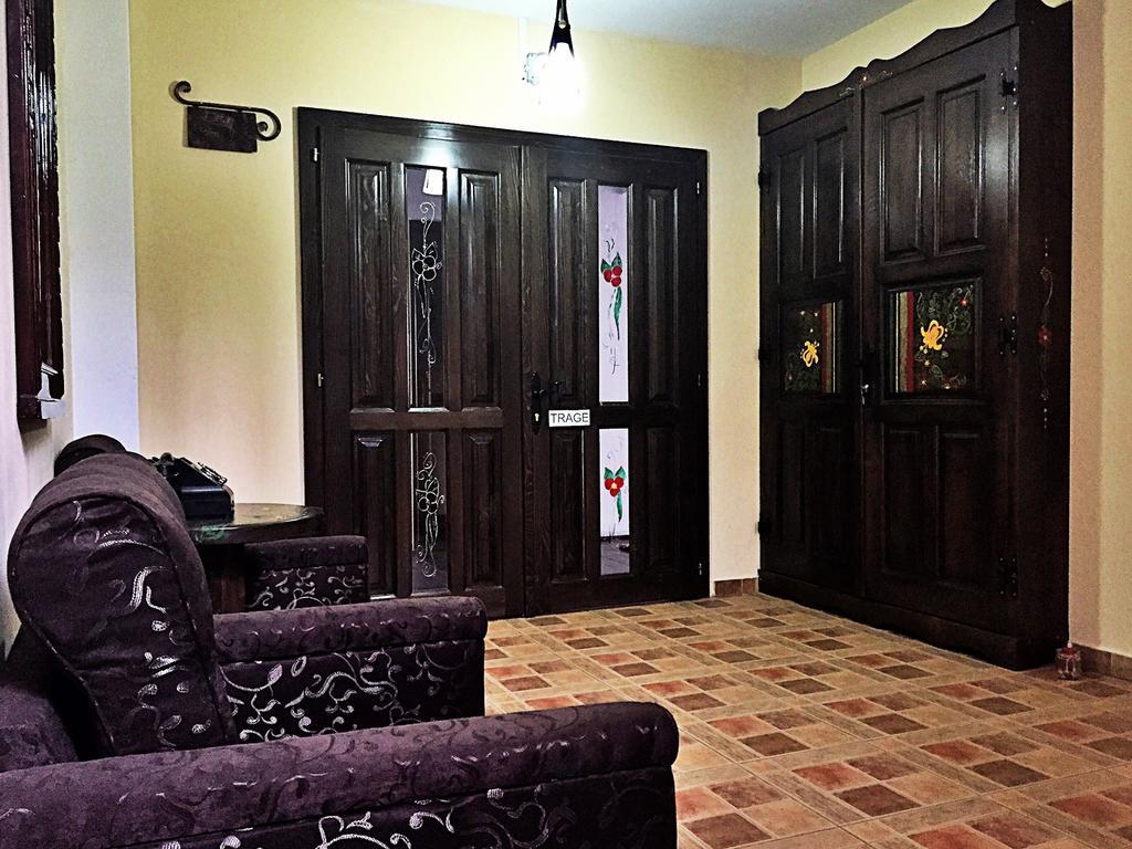 Casa Bradet Guest House Întorsura Buzăului Ruang foto