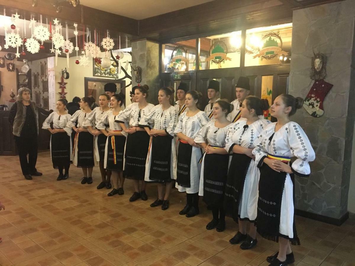 Casa Bradet Guest House Întorsura Buzăului Bagian luar foto