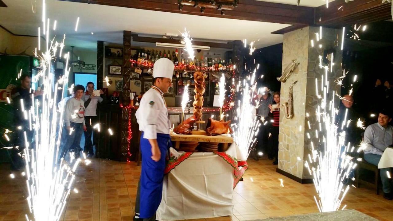 Casa Bradet Guest House Întorsura Buzăului Bagian luar foto